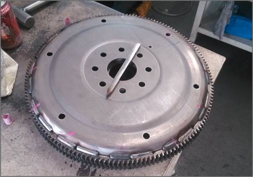 松下350GS4焊機(jī)汽車(chē)飛輪焊接工藝(圖1)